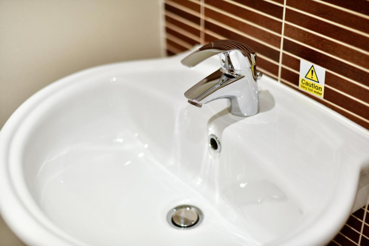 Meridian Quay Apartments, By Jsw Short Stay Swansea Ngoại thất bức ảnh