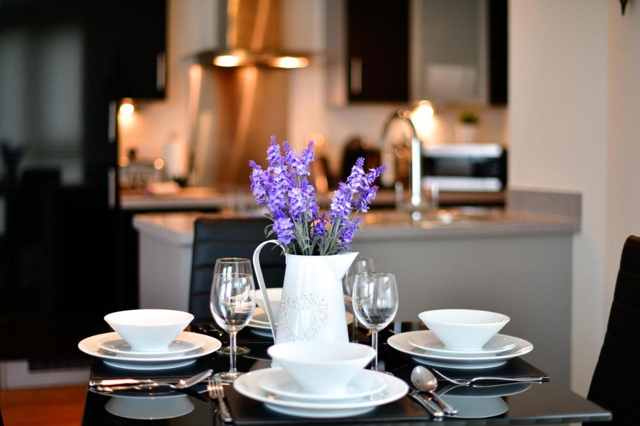Meridian Quay Apartments, By Jsw Short Stay Swansea Ngoại thất bức ảnh